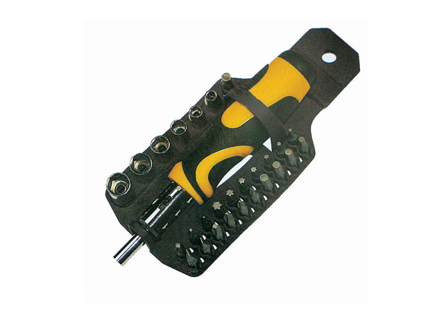 28 in 1 ratchet screwdriver set
Contents: 1pc ratchet screwdriver
20pc 25MM bits
6pc sockets
1pc socket adaptor