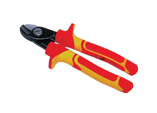 Germany type cable cutter, black
nickel alloy plated surface, insulated handle
Size: 6”, 7”, 8”