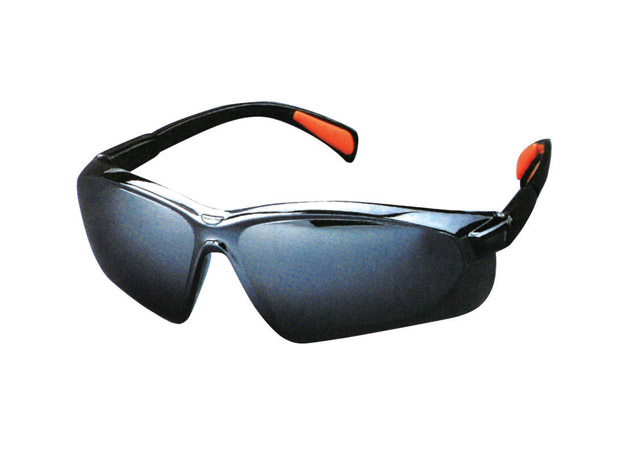 
	Safety goggle, with super impact resistance